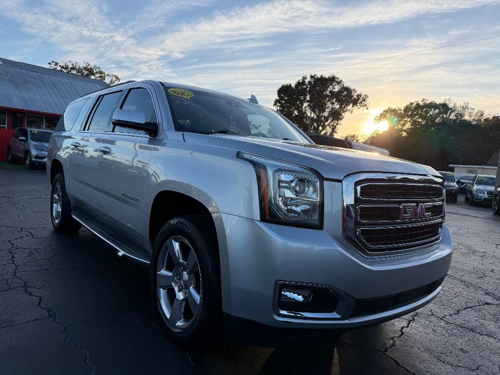2017 GMC Yukon XL SLT's photo