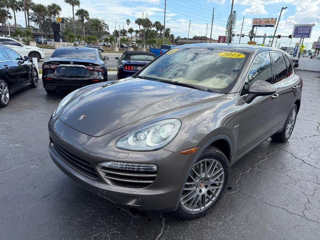 2013 Porsche Cayenne Diesel's photo