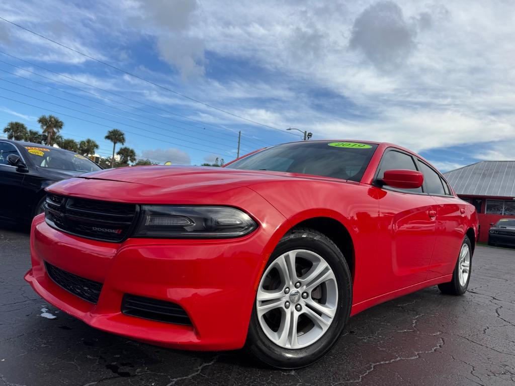 2019 Dodge Charger SXT's photo