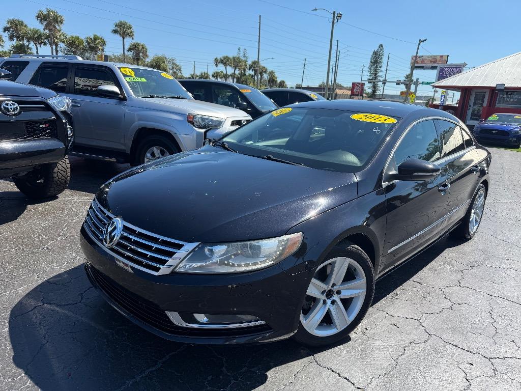 2013 Volkswagen CC R-Line's photo