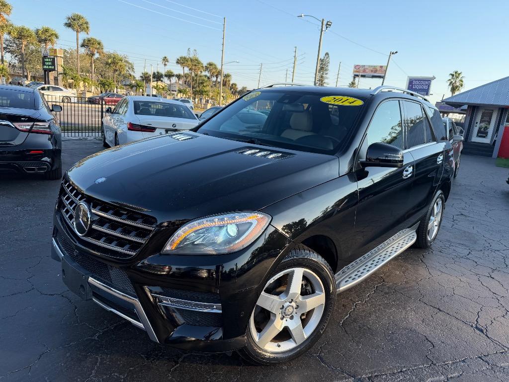 2014 Mercedes-Benz M-Class ML550's photo