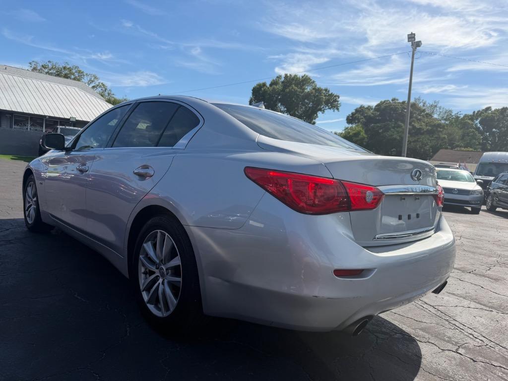 2016 INFINITI Q50 Premium - Photo 11