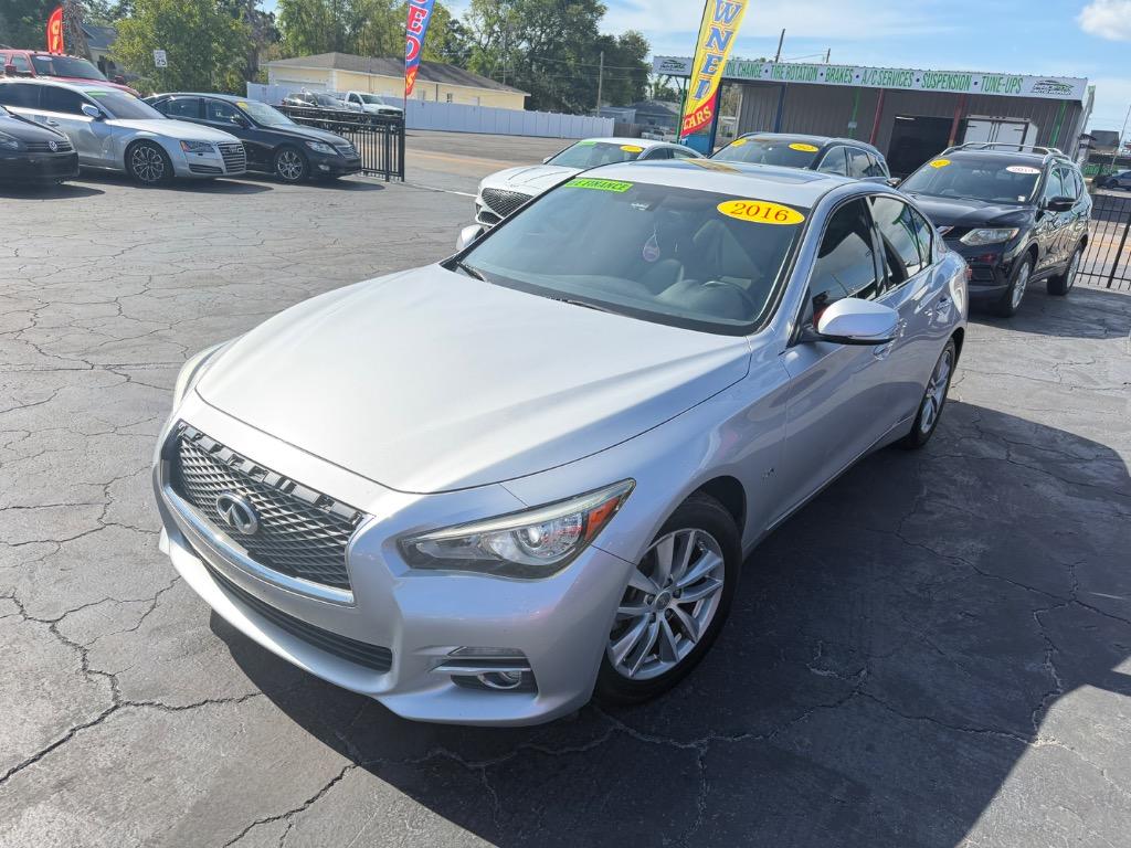 2016 INFINITI Q50 Premium - Photo 13